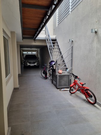 CASA A LA VENTA EN ZONA SANTA TERESITA 