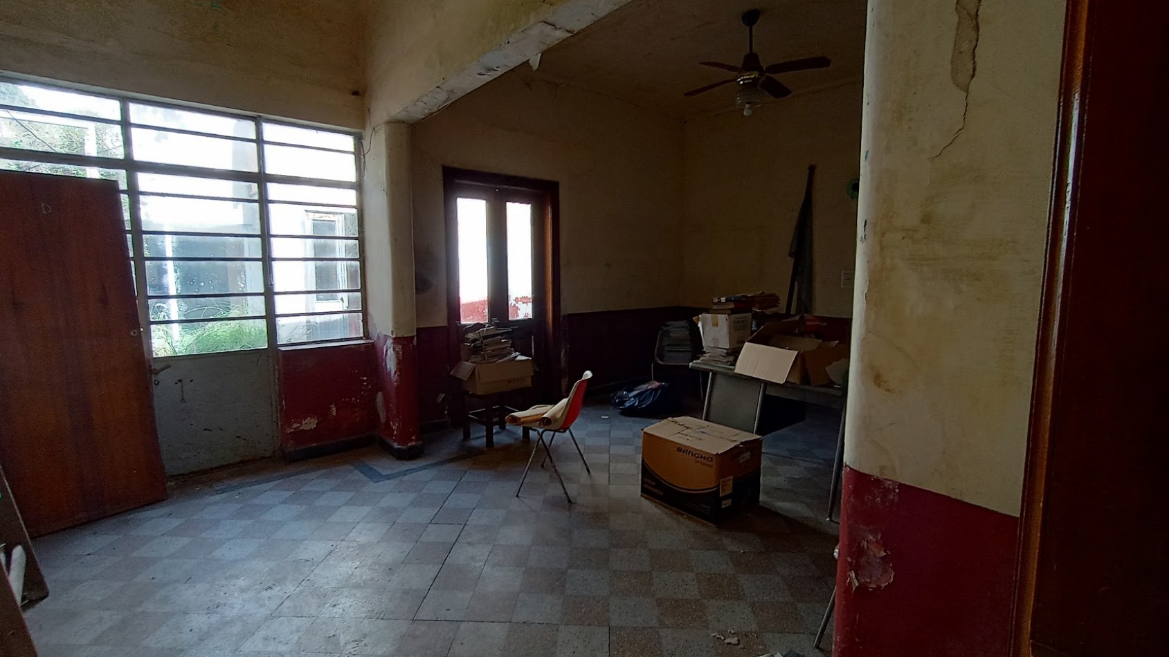 CASA EN VENTA A DEMOLER, CALLE 25 DE JUNIO No 353