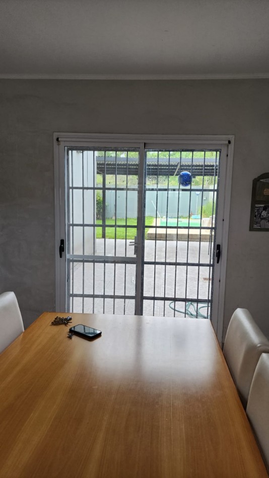 CASA A LA VENTA EN ZONA AV ZANNI Y CRISOLOGO LARRALDE 