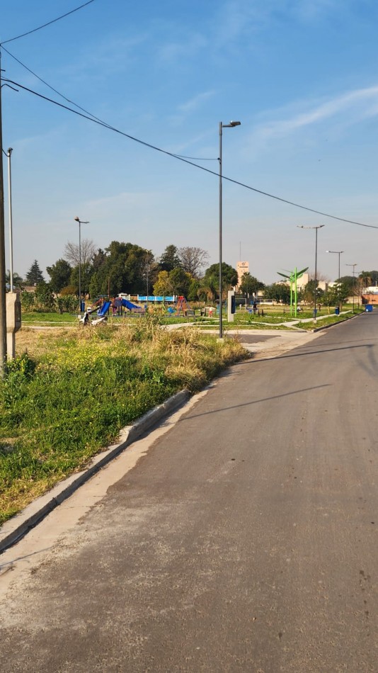 LOTE A LA VENTA EN ZONA LARRALDE Y AVENIDA RAMIREZ 