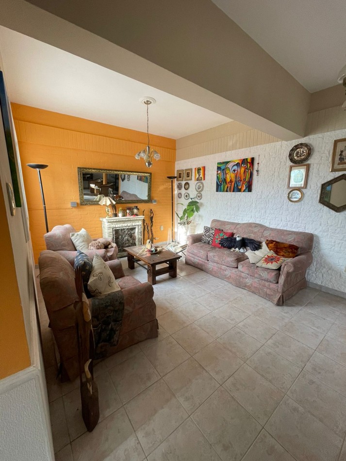CASA EN VENTA BARRIO TORTUGUITAS
