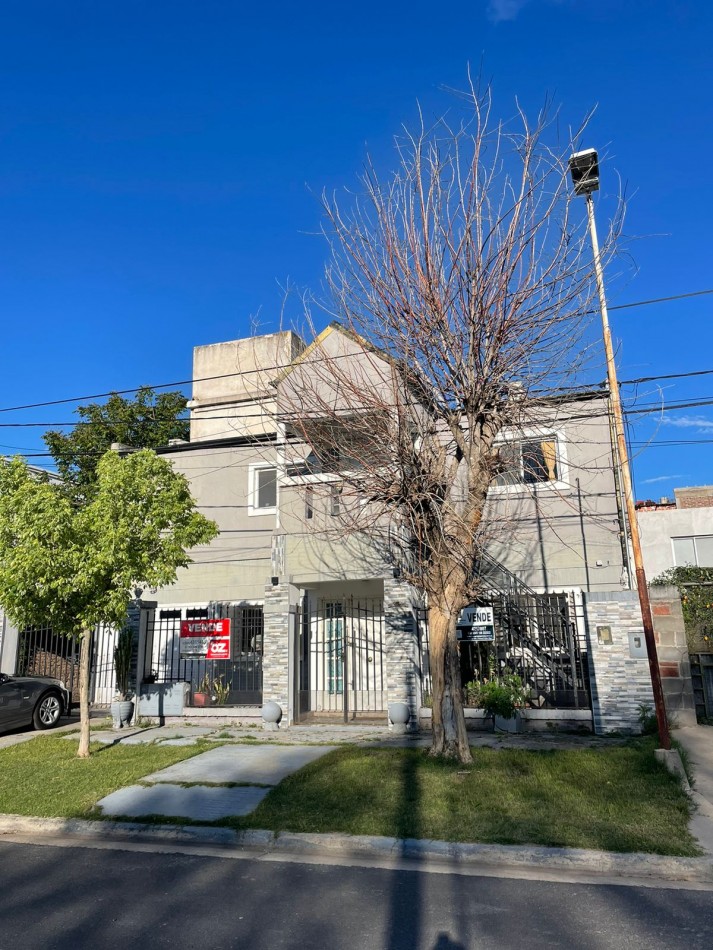 CASA EN VENTA BARRIO TORTUGUITAS