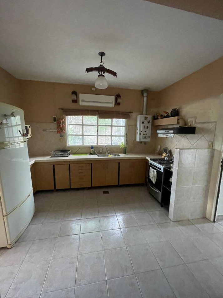 CASA EN VENTA BARRIO TORTUGUITAS