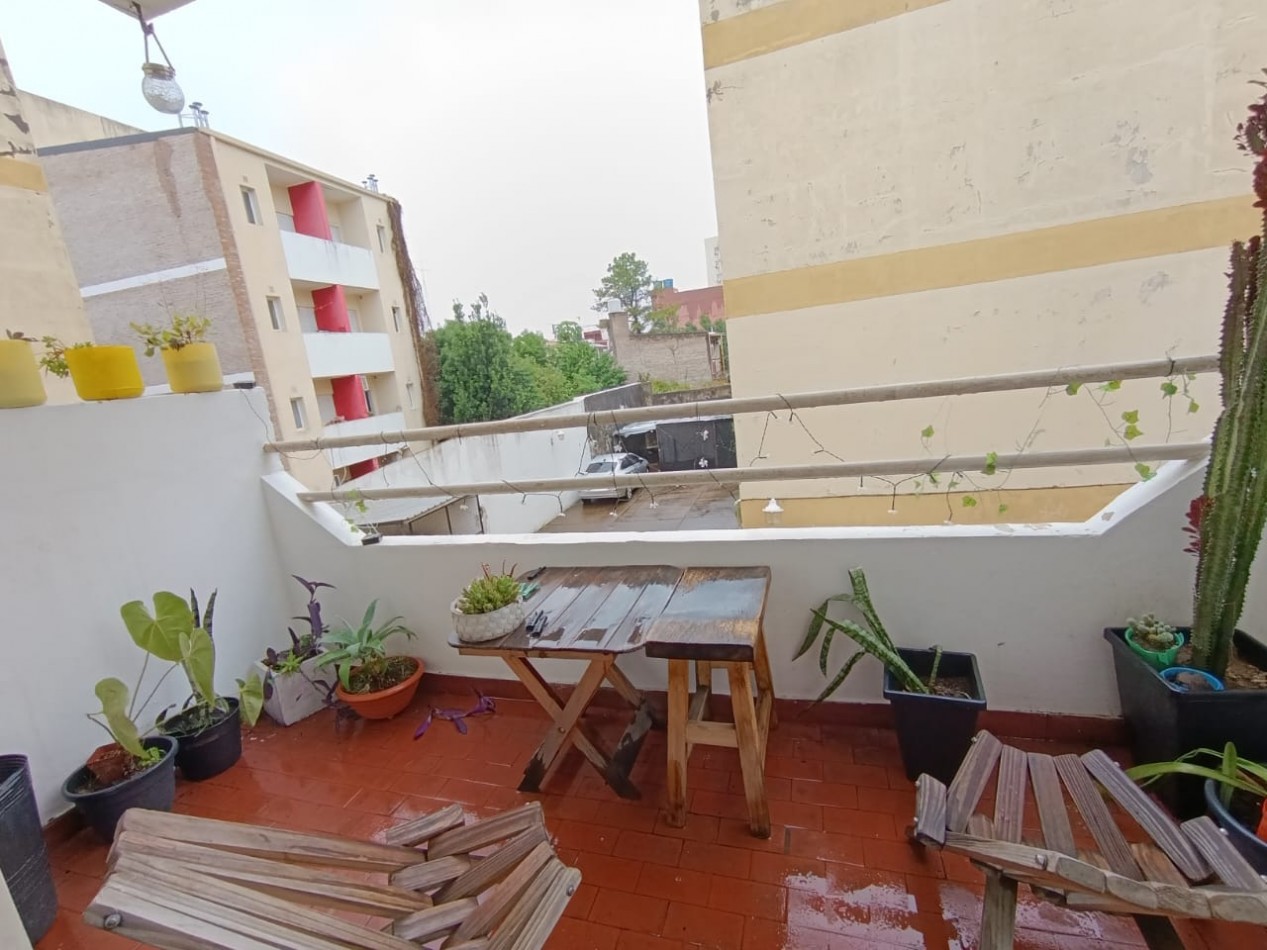 Venta de departamento 2 dormitorios  con opcion a  cochera - Zona Centro / Facultades