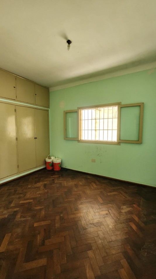 CASA A LA VENTA EN CALLE PERON 320