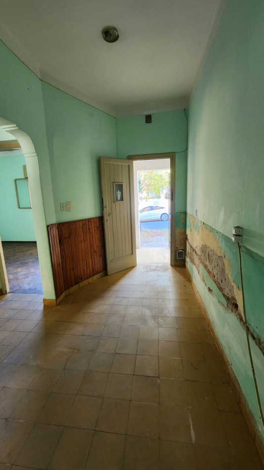 CASA A LA VENTA EN CALLE PERON 320