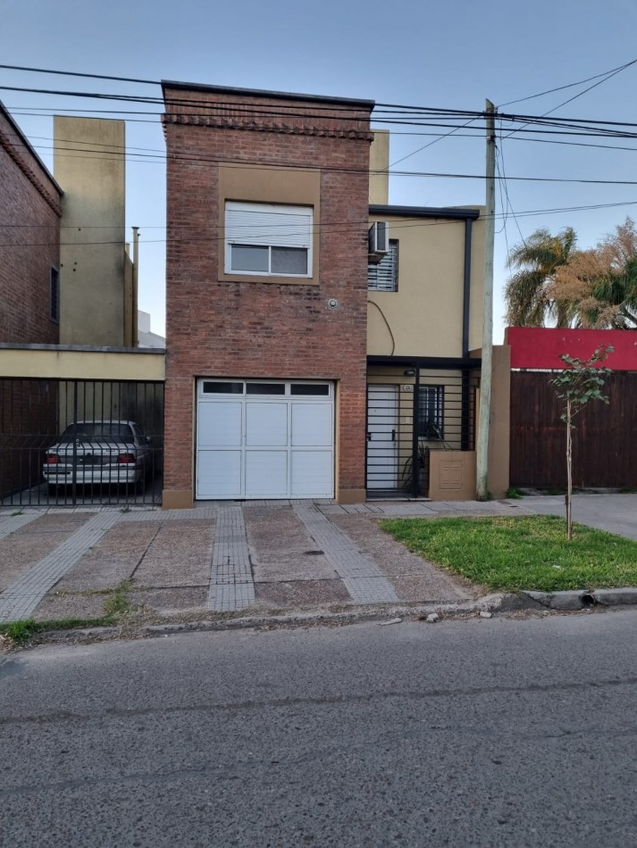 DUPLEX A LA VENTA EN CALLE PASTEUR