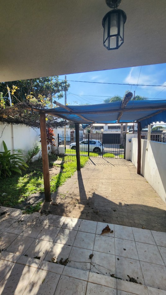 CASA A LA VENTA EN CALLE RIO GUALEGUAYCHU