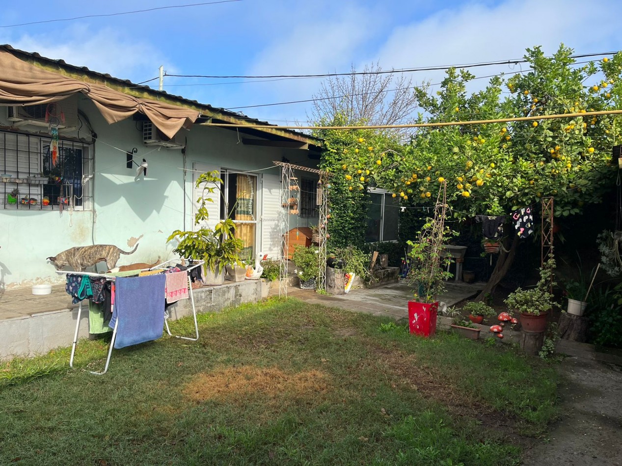 Casa con local en venta zona Gazzano. Esquina Hasenkamp y Viale