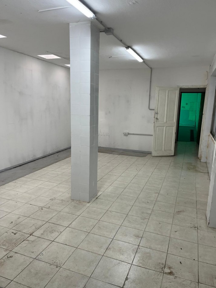 GALPON EN VENTA  ZONA AV DE LAS AMERICAS Y RACEDO