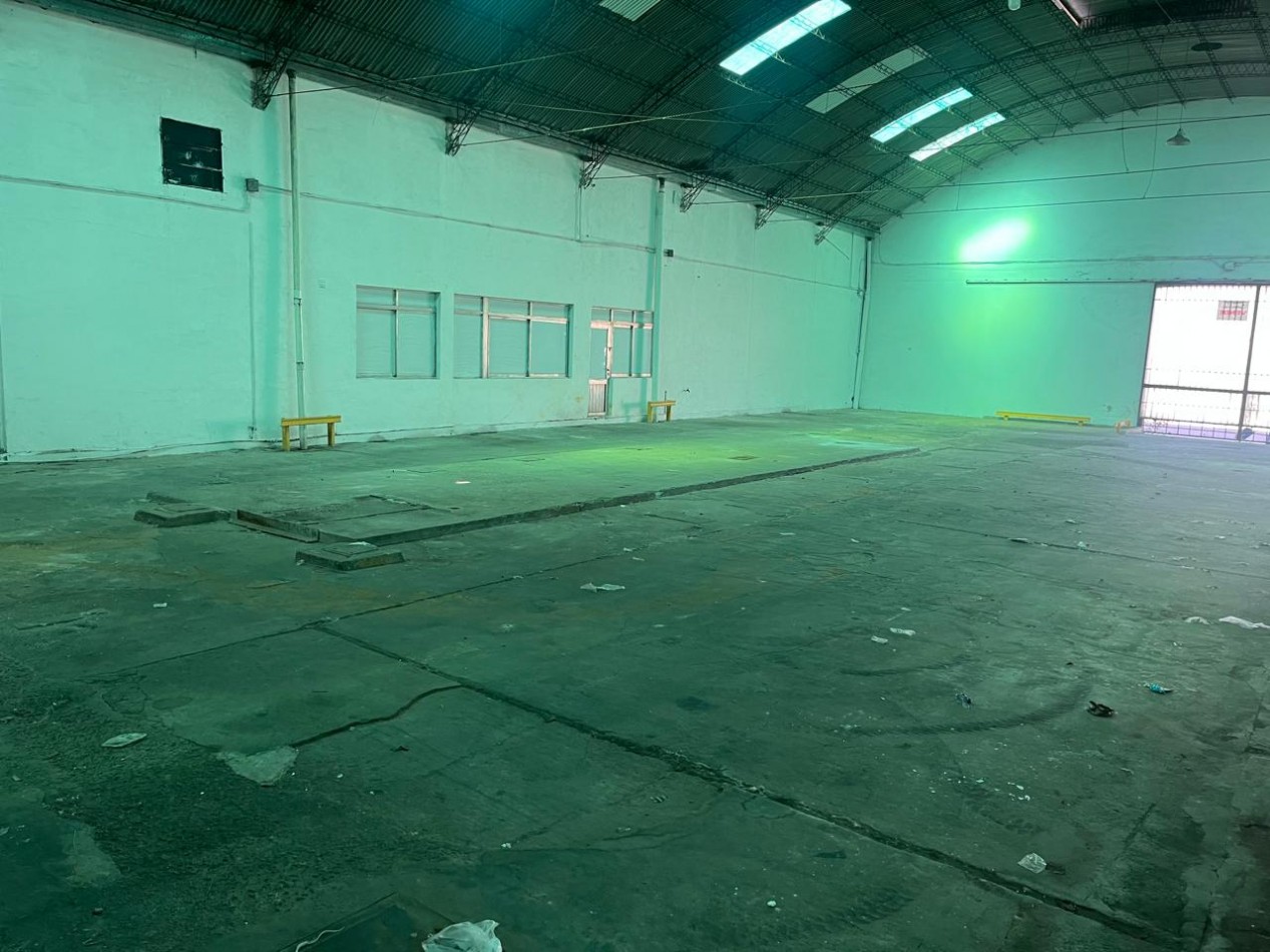 GALPON DE 600 M² - EXCELENTE UBICACION Y FUNCIONALIDAD | LUIS PASTEUR ENTRE AV. DE LAS AMERICAS Y MIGUEL GALARZA