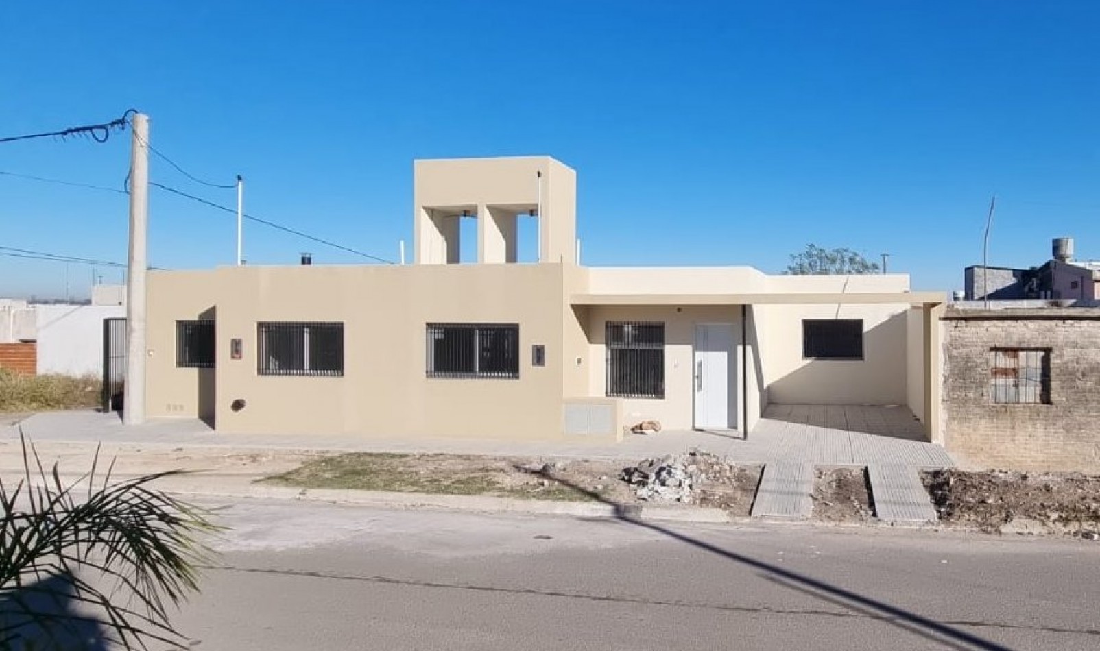 CASA A LA VENTA EN CALLE PROVINCIA DE ENTRE RIOS