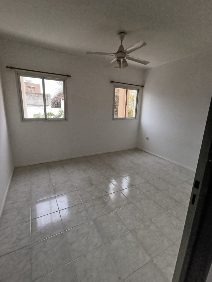 Departamento en Alquiler, 1o piso en calle Panama No 551