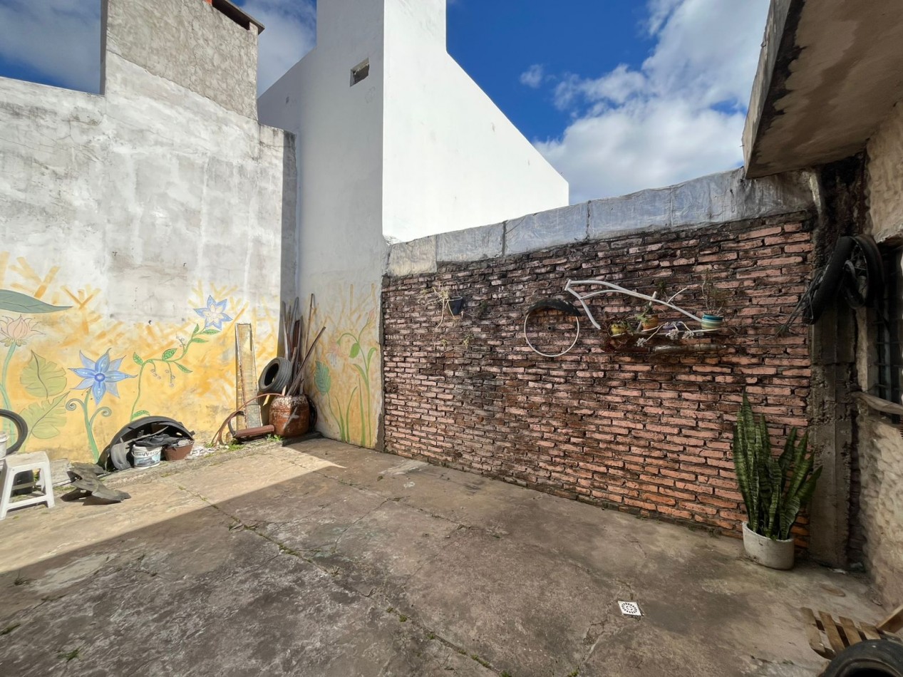 CASA A LA VENTA EN CALLE SOLDADO MOSTO