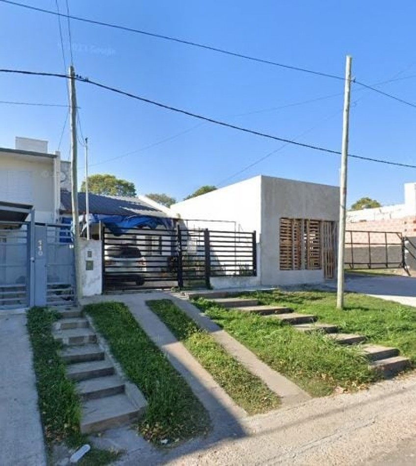 CASA A LA VENTA EN CALLE MONSEÑOR ABEL BAZAN Y BUSTOS 