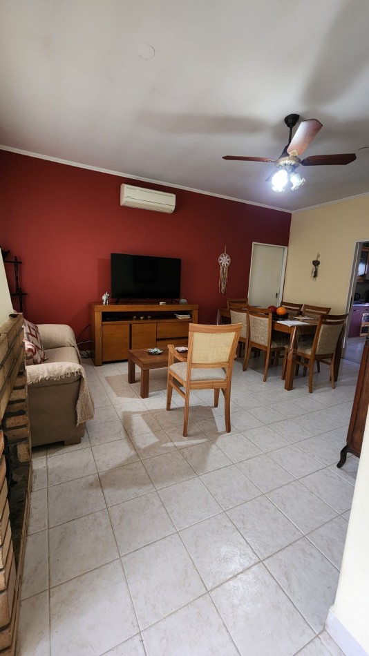 CASA A LA VENTA EN ZONA GRELLA Y JOSE MARIA MORENO