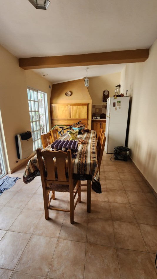 CASA A LA VENTA EN ZONA GRELLA Y JOSE MARIA MORENO