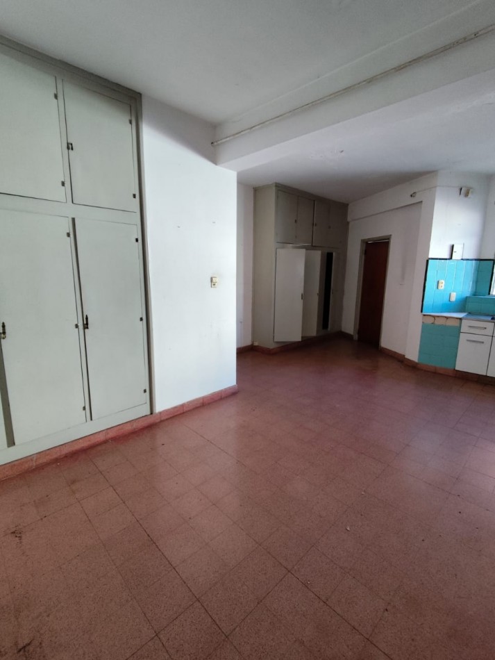 CASA EN VENTA EN CALLE PANAMA Y SANTIAGO DEL ESTERO