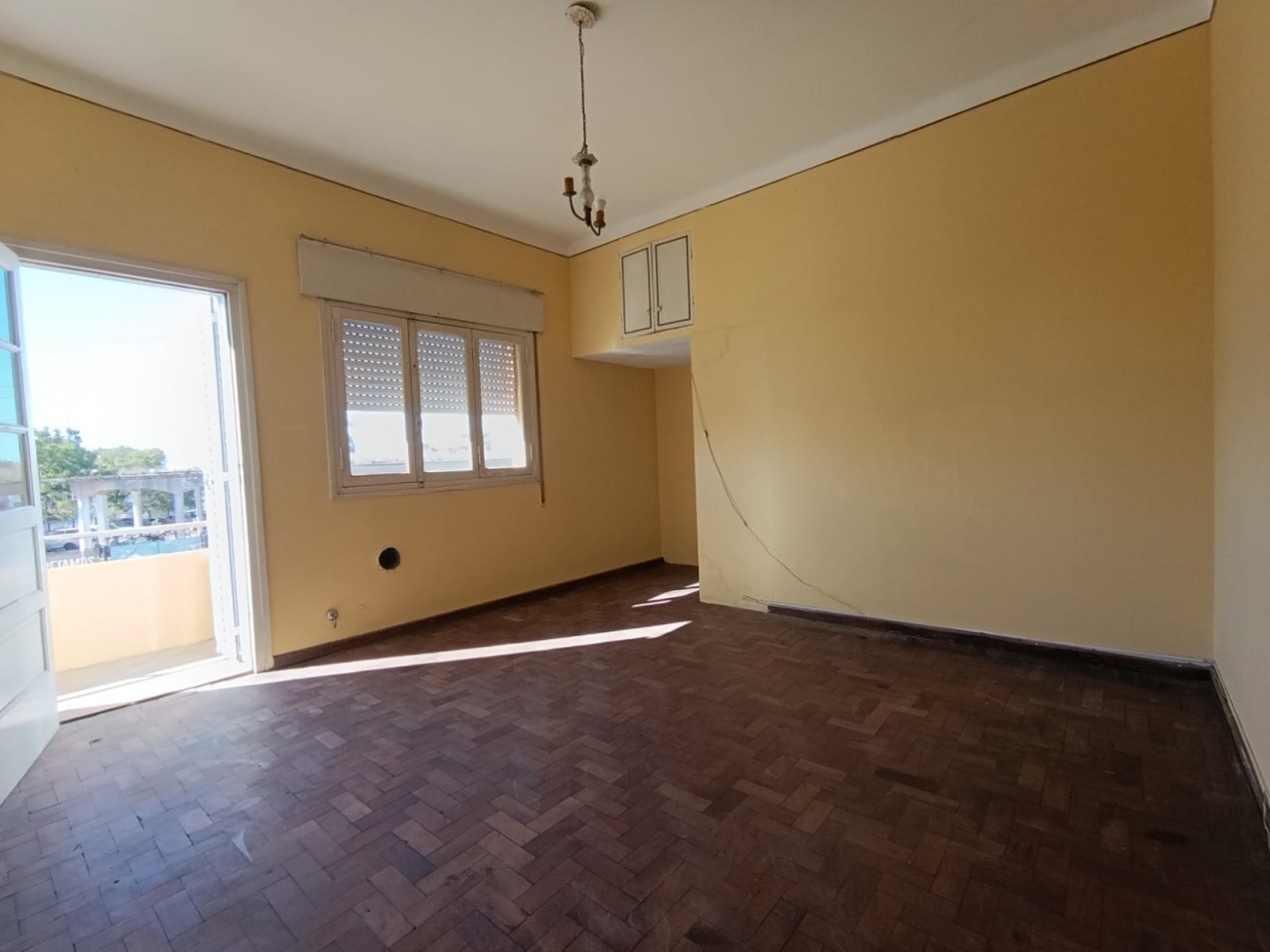 CASA  EN VENTA EN ZONA ZONA 5 ESQUINAS