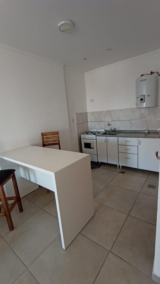 VENDO MONO AMBIENTE CALLE URQUIZA 1364 5o PISO 