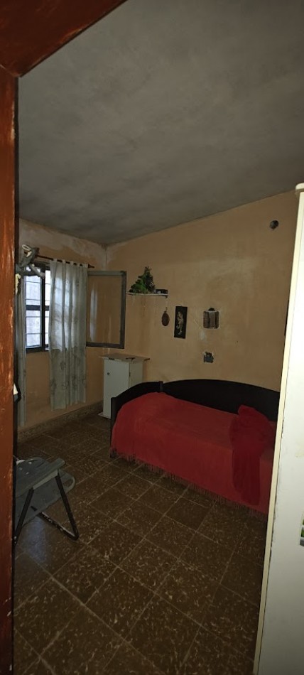CASA A REFACCIONAR EN CALLE MAESTRO NORMAL CASI DON BOSCO