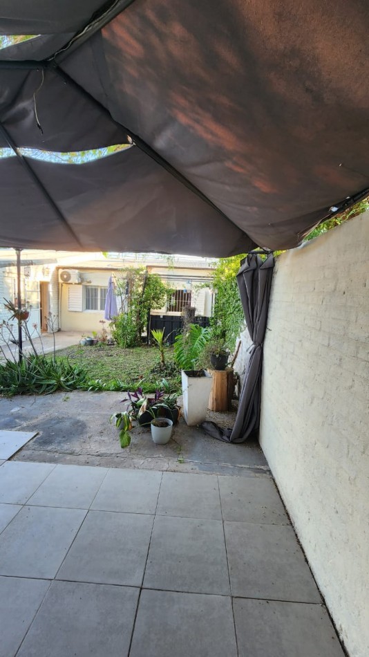 CASA A LA  VENTA EN CALLE FAVALORO  DE COLONIA AVELLANEDA