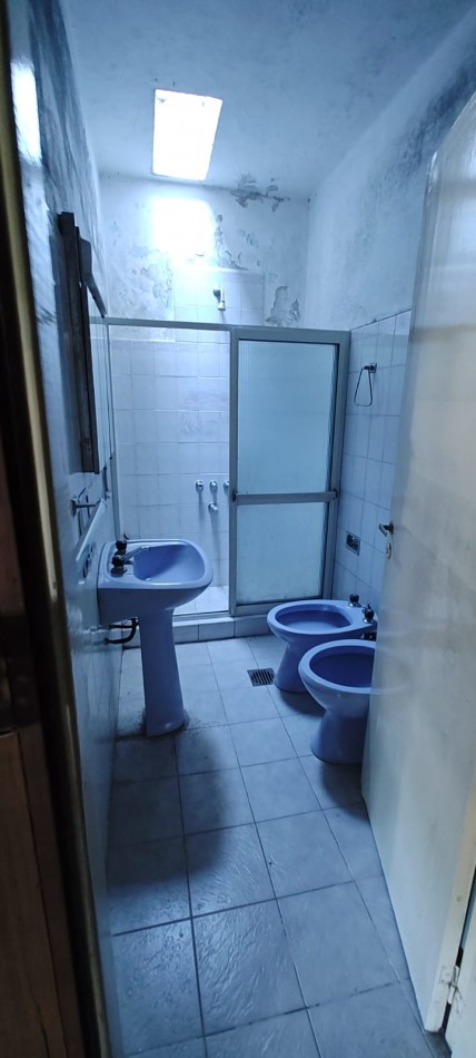 CASA EN VENTA CALLE FELIX DE AZARA  46