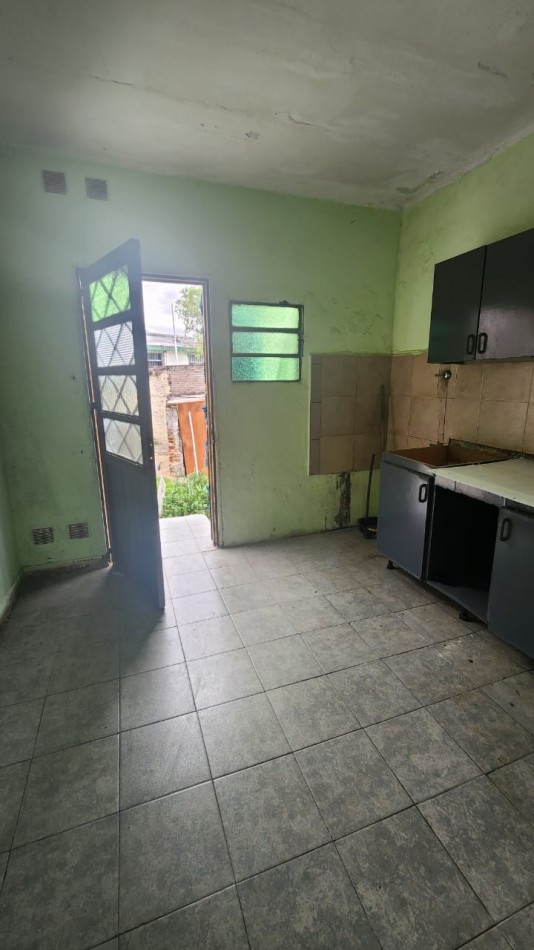 Oportunidad Unica: ¡Crea tu Hogar a Medida en Calle Lechiguanas! a 100 m de la Universidad Tecnologica Nacional