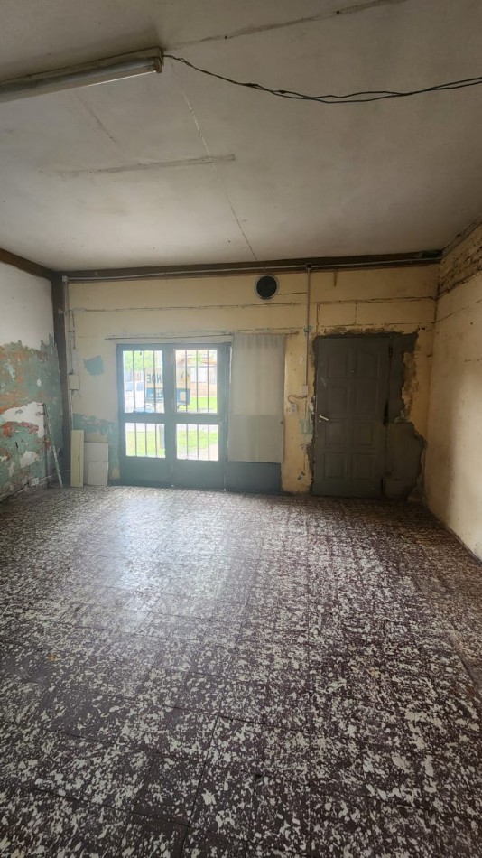 Oportunidad Unica: ¡Crea tu Hogar a Medida en Calle Lechiguanas! a 100 m de la Universidad Tecnologica Nacional