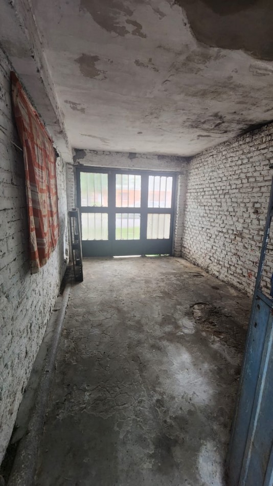 Oportunidad Unica: ¡Crea tu Hogar a Medida en Calle Lechiguanas! a 100 m de la Universidad Tecnologica Nacional