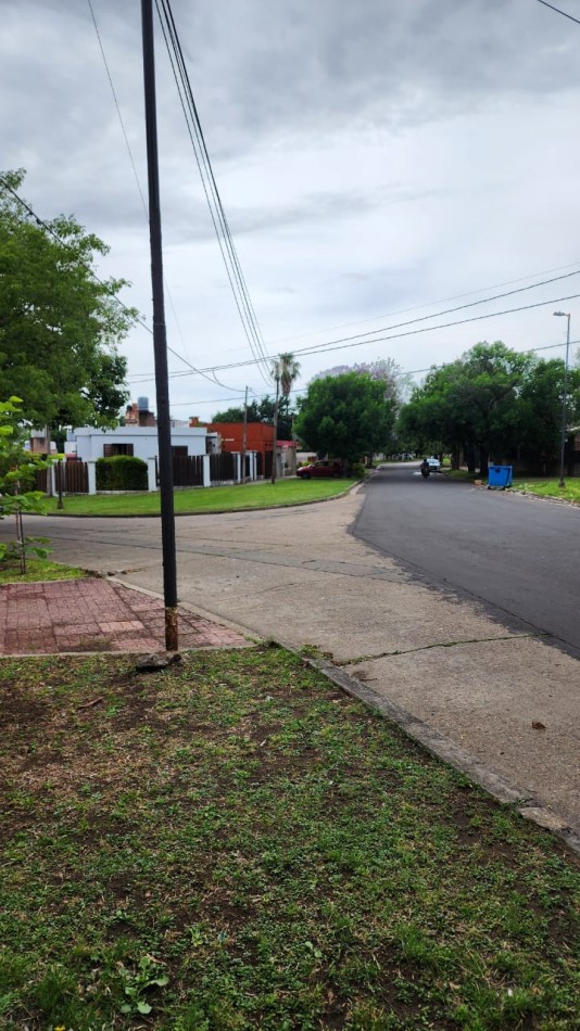 Oportunidad Unica: ¡Crea tu Hogar a Medida en Calle Lechiguanas! a 100 m de la Universidad Tecnologica Nacional