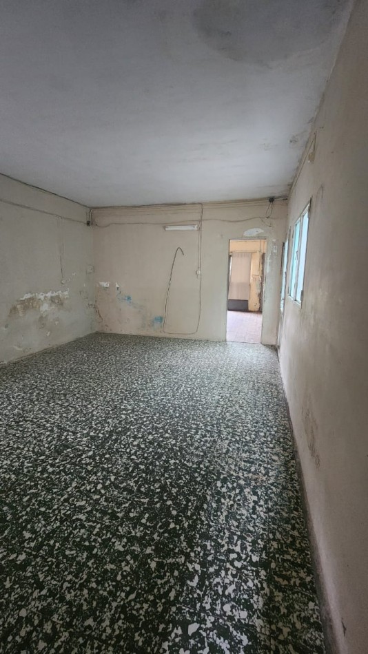 Oportunidad Unica: ¡Crea tu Hogar a Medida en Calle Lechiguanas! a 100 m de la Universidad Tecnologica Nacional