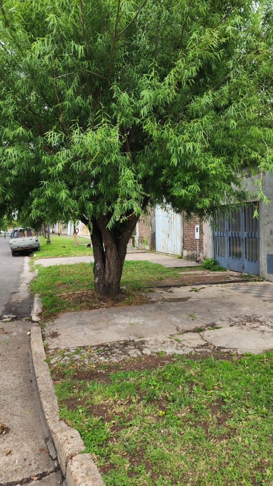 Oportunidad Unica: ¡Crea tu Hogar a Medida en Calle Lechiguanas! a 100 m de la Universidad Tecnologica Nacional