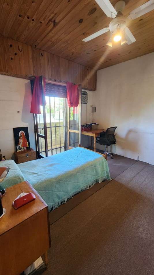 CASA A LA VENTA EN CALLE NEWBERY (Zona Aeropuerto) 