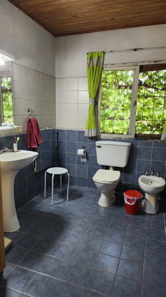 CASA A LA VENTA EN CALLE NEWBERY (Zona Aeropuerto) 