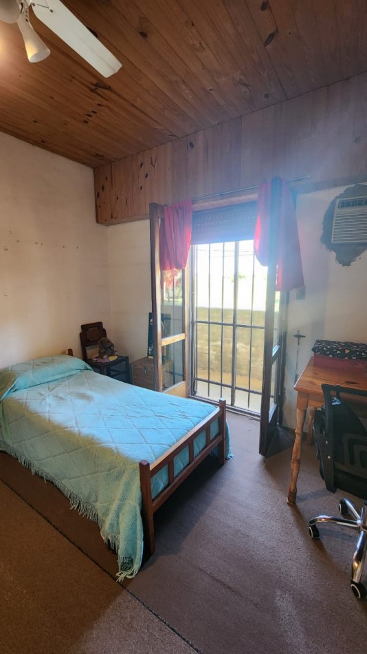 CASA A LA VENTA EN CALLE NEWBERY (Zona Aeropuerto) 