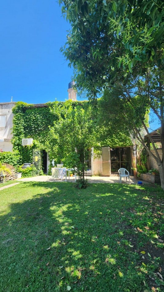 CASA A LA VENTA EN CALLE NEWBERY (Zona Aeropuerto) 