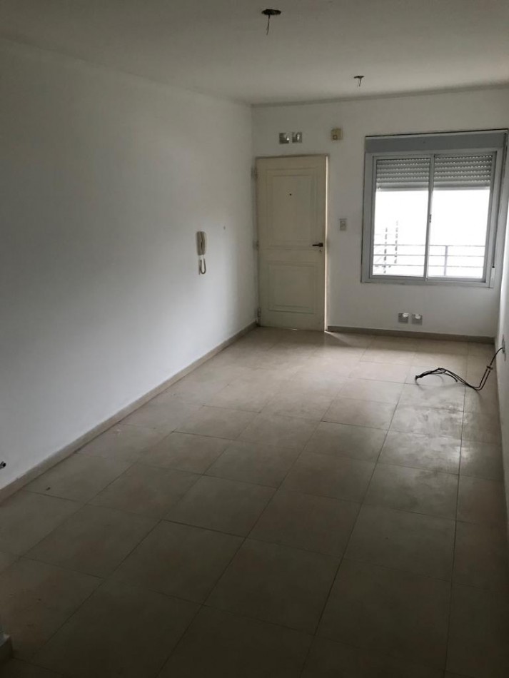 CHURRUARIN 627 DEPARTAMENTO EN VENTA  DE DOS DORMITORIOS