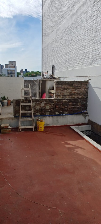 PH EN PLANTA ALTA EN VENTA, CALLE PERON 72