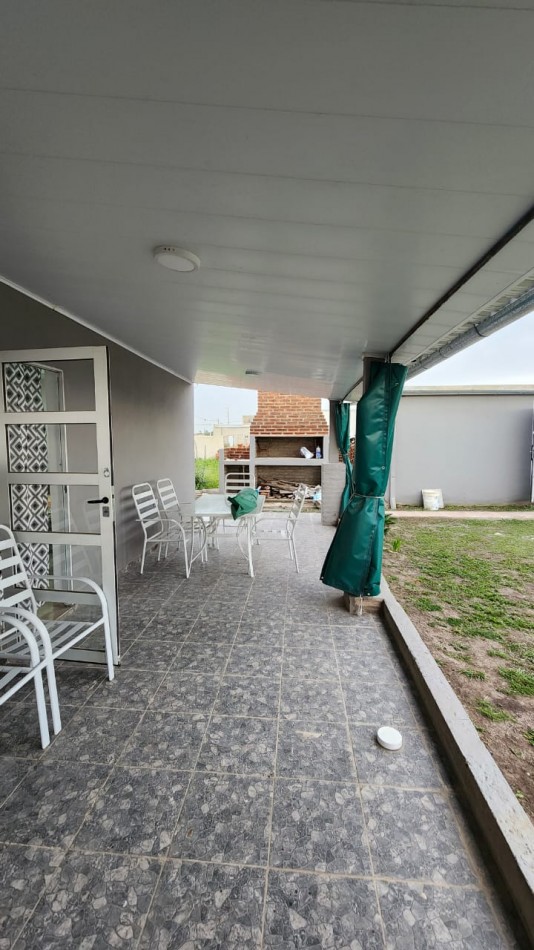 CASAQUINTA EN VENTA  O ALQUILER EN COLONIA ENSAYO