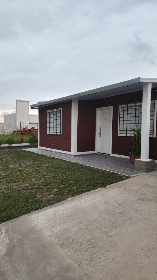 CASAQUINTA EN VENTA  O ALQUILER EN COLONIA ENSAYO