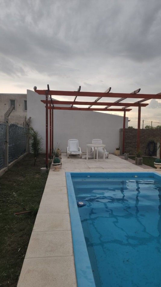 CASAQUINTA EN VENTA  O ALQUILER EN COLONIA ENSAYO