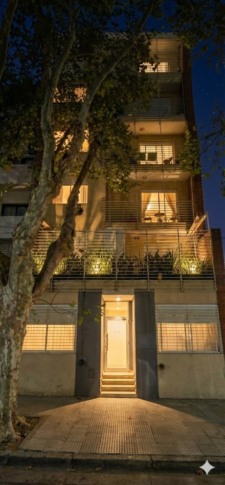 CALLE MISIONES N°163,  4° PISO "C" CONTRAFRENTE 