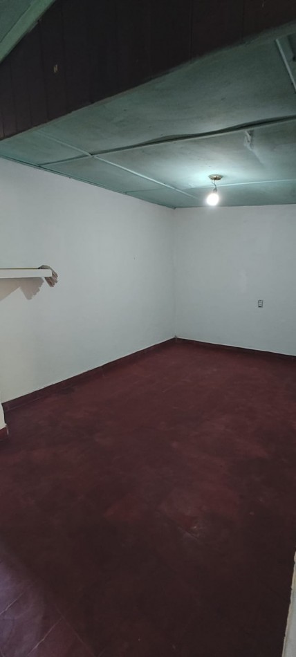 CASA EN VENTA CALLE EL TIMBO, casi Francia y Blas Parera