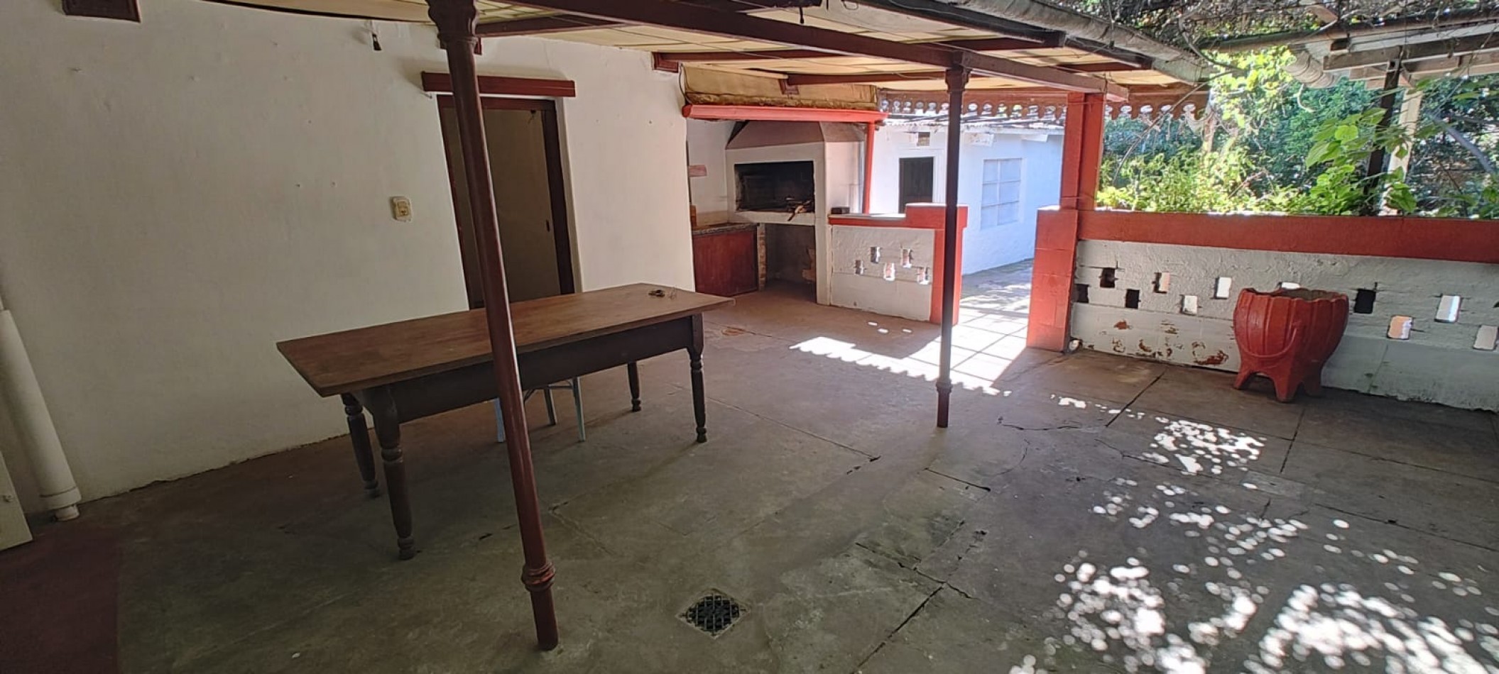 CASA EN VENTA CALLE EL TIMBO, casi Francia y Blas Parera