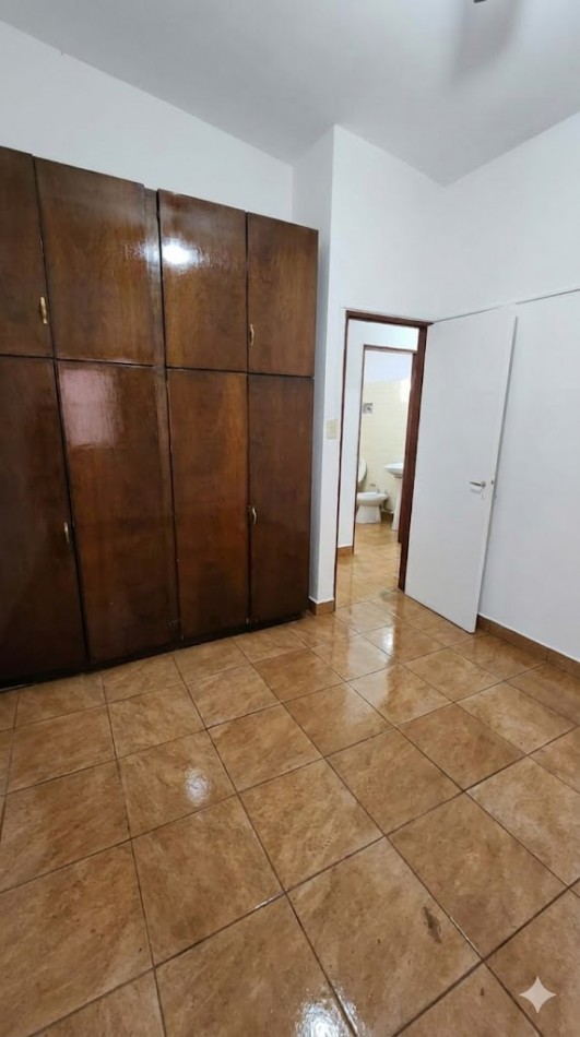 CASA EN VENTA DE 3 DORMITORIOS EN BARRIO AATRA III