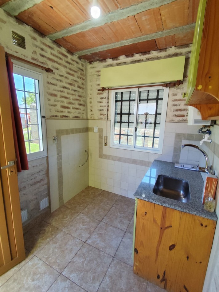  Oportunidad: Casa  en Venta en Calle Benicio Lopez -