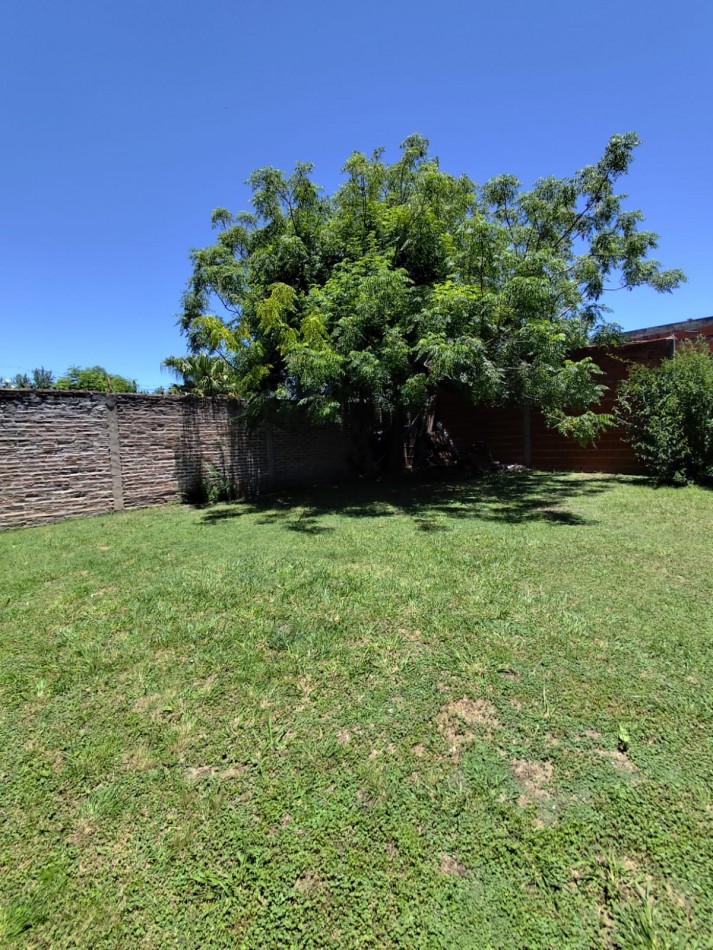  Oportunidad: Casa  en Venta en Calle Benicio Lopez -