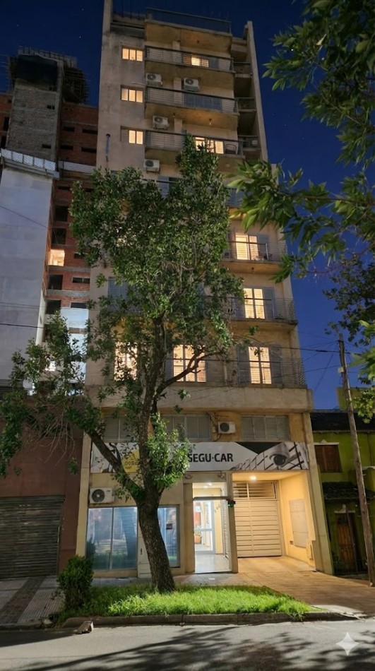 CALLE COLON  349  AMPLISIMO PISO EN VENTA 