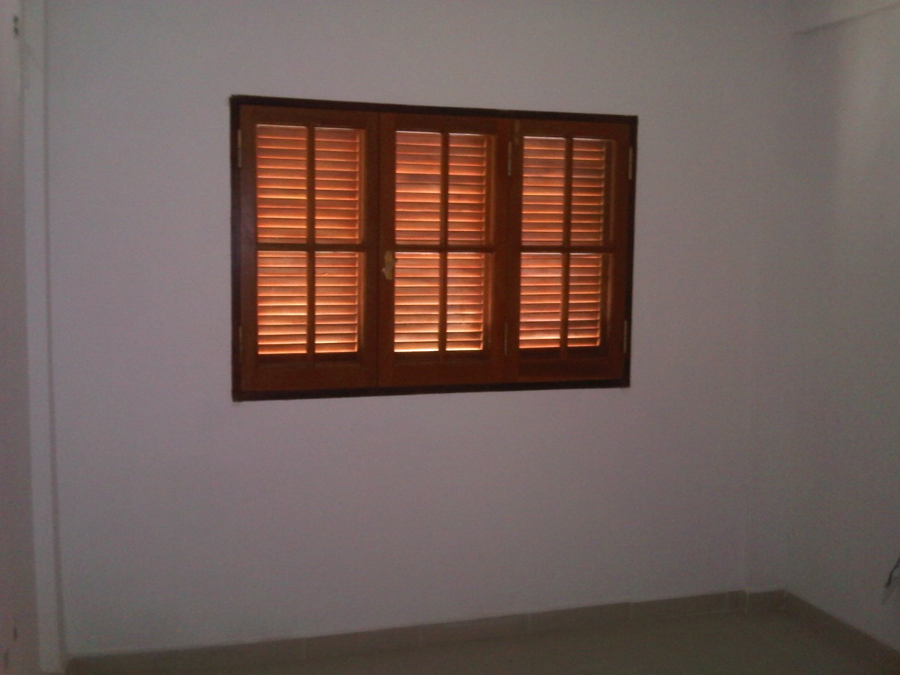 CARBO 947 DEPARTAMENTO EN VENTA AL FRENTE CON BALCON